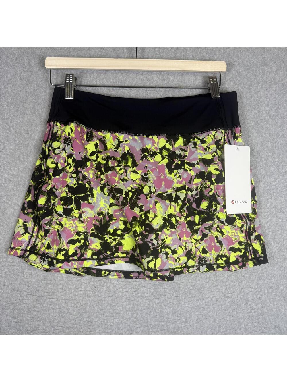 NWT Lululemon Pace Rival Skirt Floral Size 6 Women's Black Floral